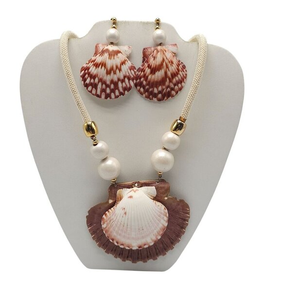 Shell-Themed Necklace Earrings Set Faux Pearl Bead Gold Tone Coastal Inspired - Picture 1 of 7
